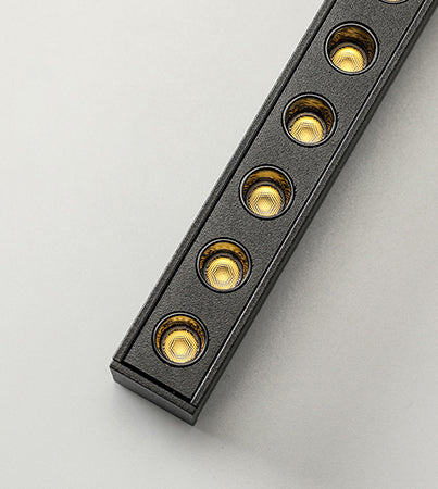 6+6A Linear Spotlight
